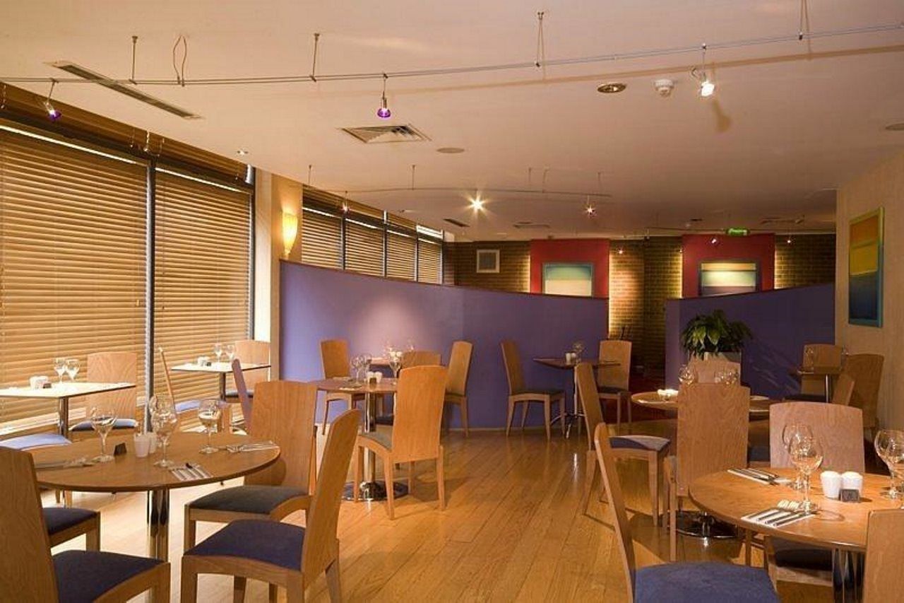 Premier Inn Edinburgh Central 外观 照片